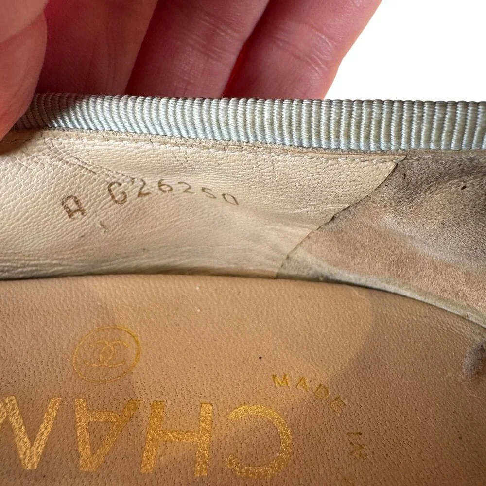 Chanel CC Cap Toe Quilted Silver Gray Lambskin Leather Ballet Flats EU 37 US 7 - Picture 10 of 11